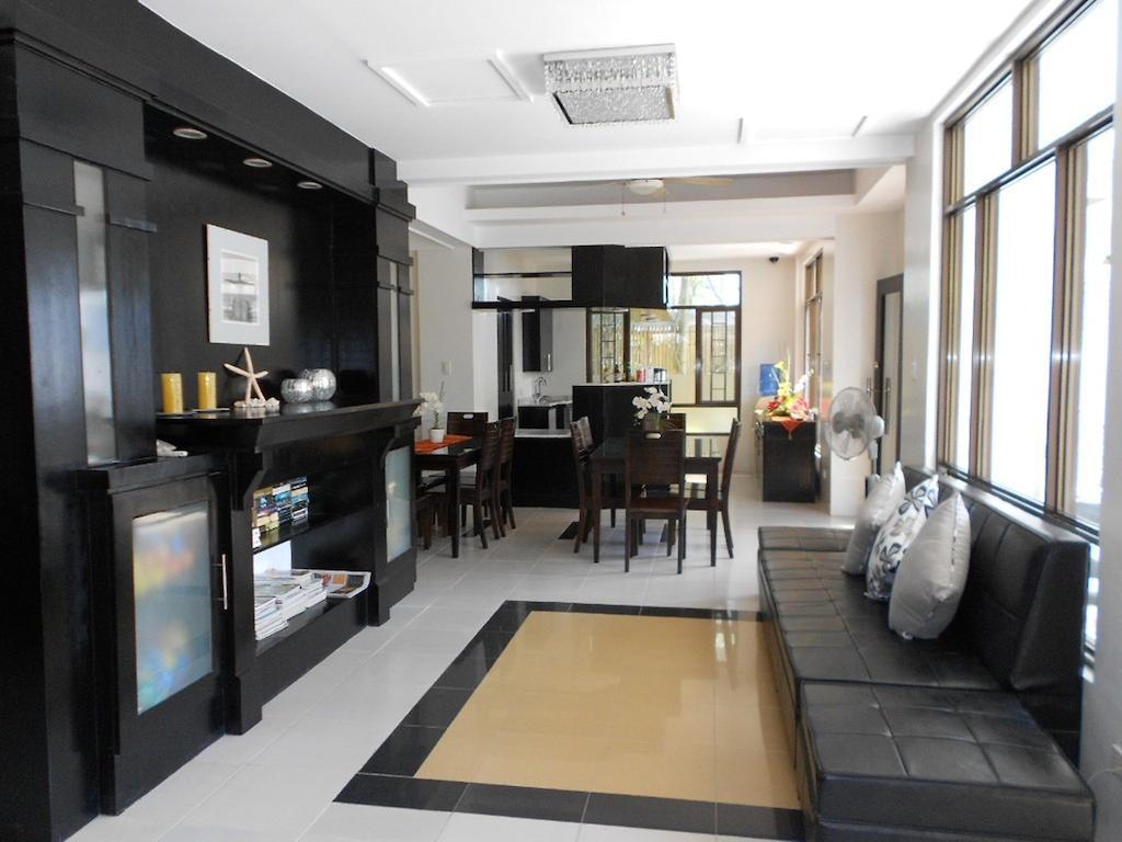 Balabag  One Crescent Place Hotel מראה חיצוני תמונה